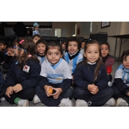 Festejos por el Día de la Bandera con los niños de Jardín